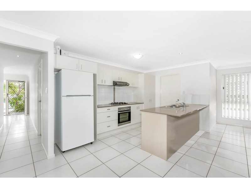 14 Steven Crescent, Pimpama QLD 4209