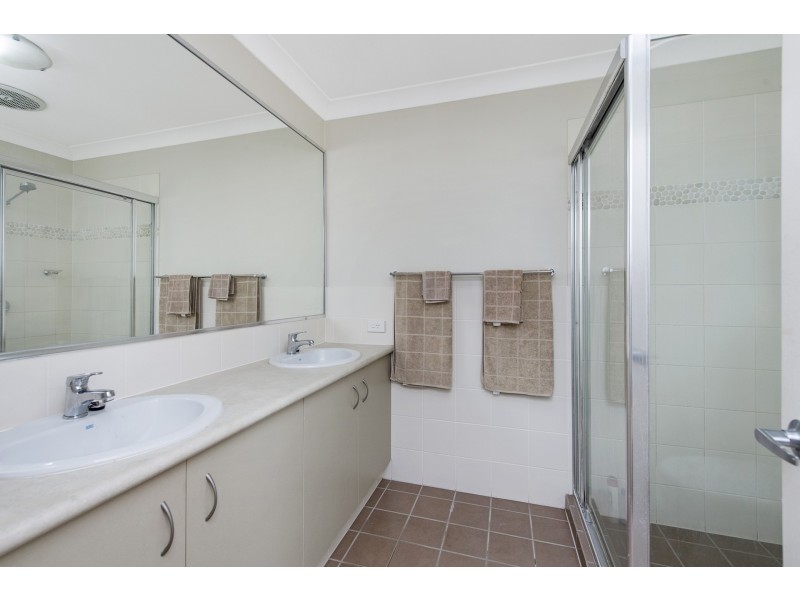10 Taryn Court, Upper Coomera QLD 4209