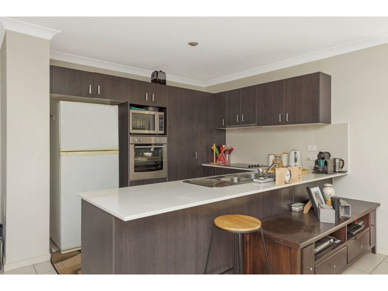 4/2 Bundy Court, Pimpama QLD 4209