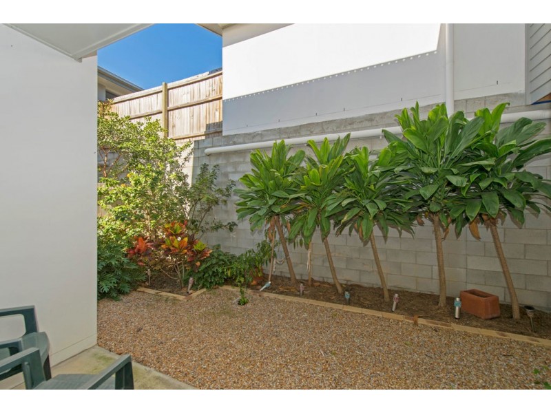 4/2 Bundy Court, Pimpama QLD 4209