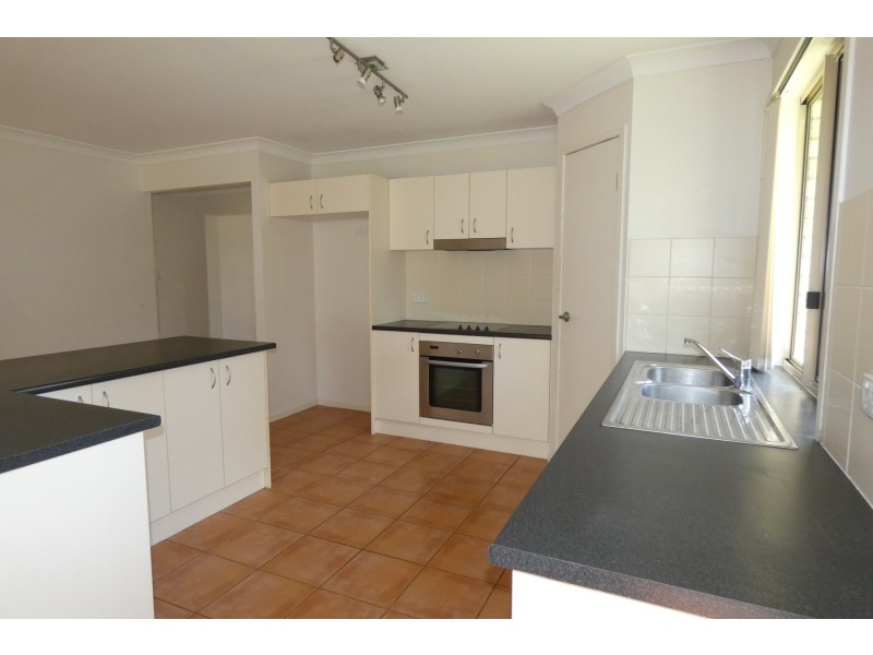 5 Habitat Way, Pimpama QLD 4209