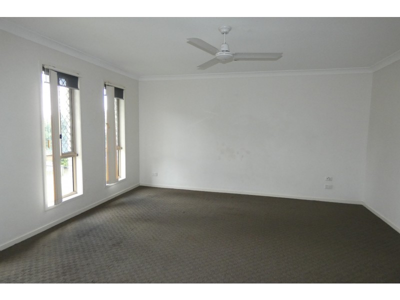5 Habitat Way, Pimpama QLD 4209