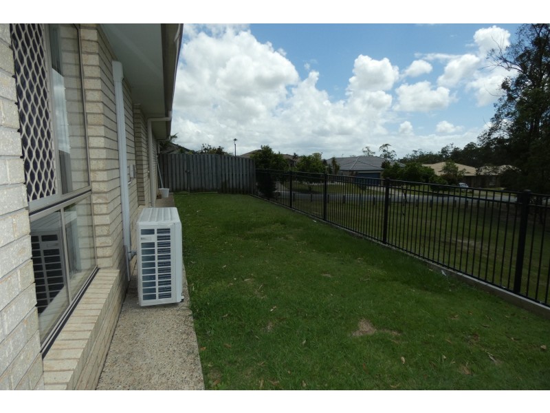 5 Habitat Way, Pimpama QLD 4209