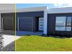 1/8 Peak Crescent, Pimpama QLD 4209
