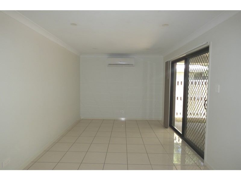 1 Mcwang Road, Pimpama QLD 4209