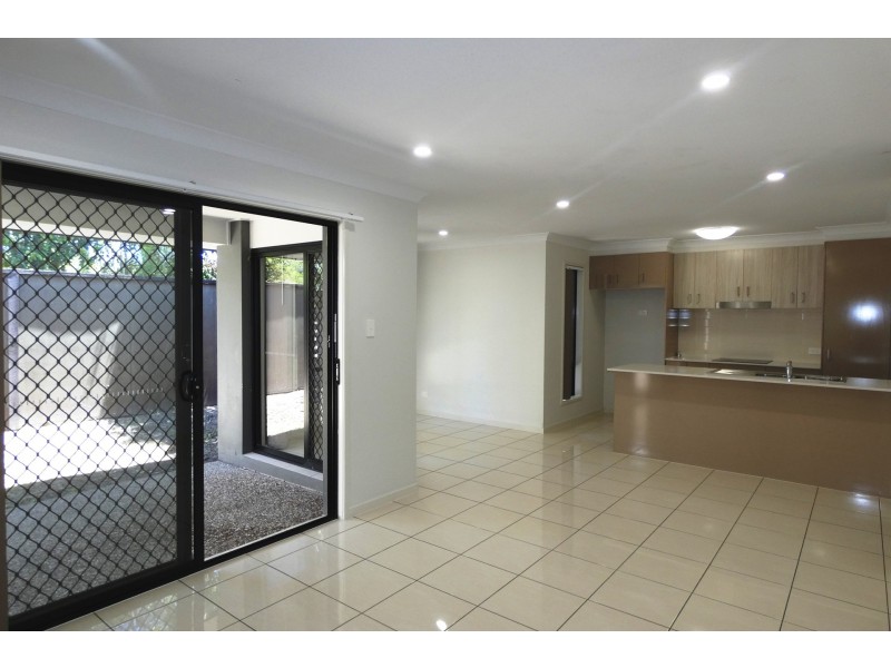 1 Mcwang Road, Pimpama QLD 4209