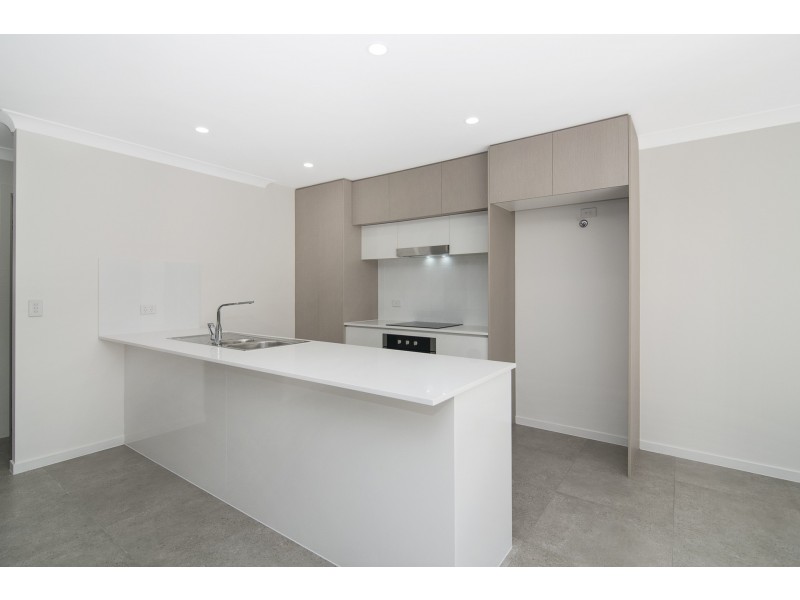 38 Longstaff Crescent, Pimpama QLD 4209