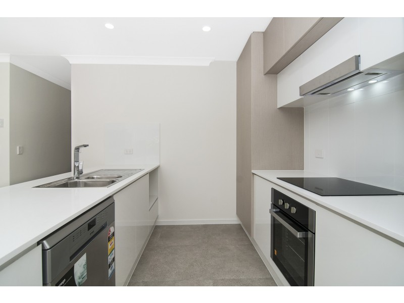 38 Longstaff Crescent, Pimpama QLD 4209