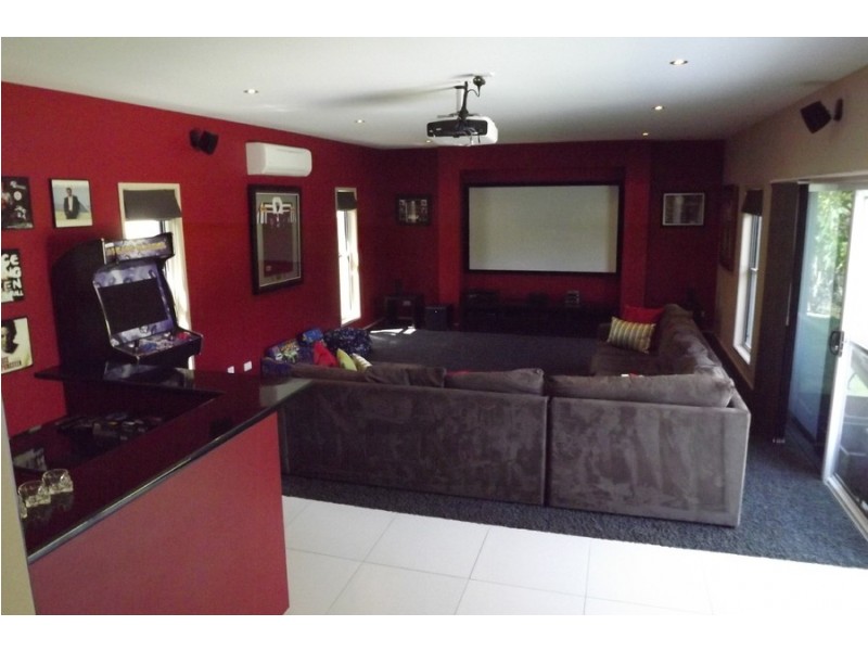 10 Katinka Circuit, Coomera Waters QLD 4209