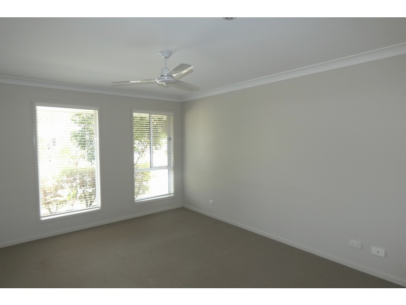 6 Labassa Avenue, Pimpama QLD 4209