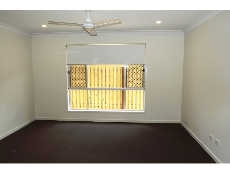 70 Taurus Circuit, Coomera QLD 4209