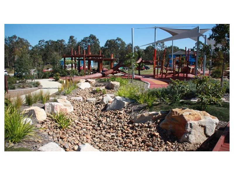 27 Moorinya Circuit, Pimpama QLD 4209