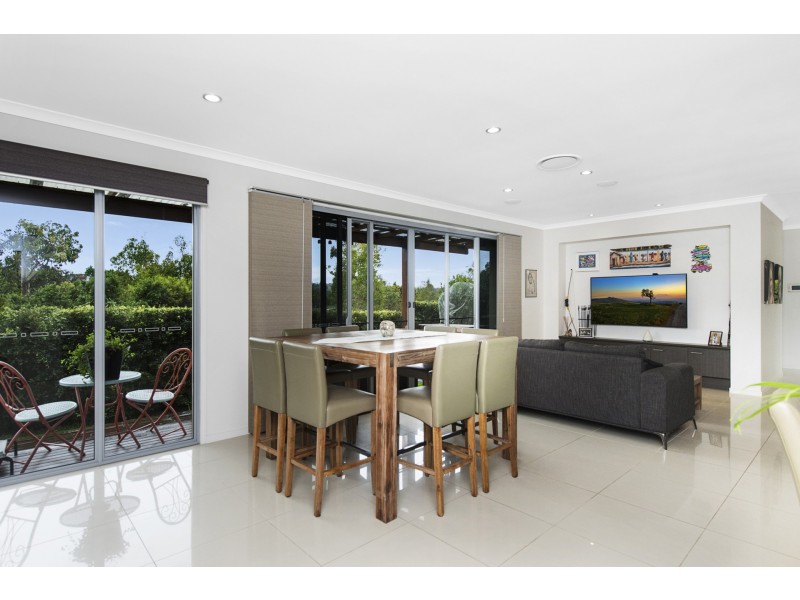 8 Waterlilly Place, Upper Coomera QLD 4209