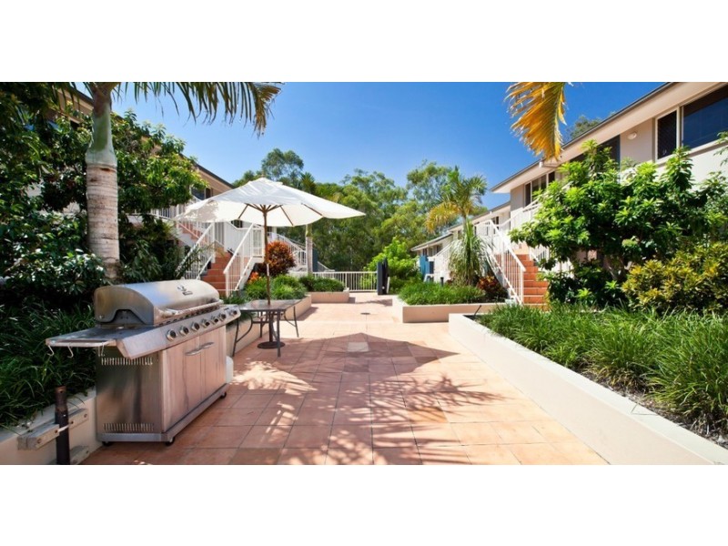 1/129-131 Currumburra Road, Ashmore QLD 4214