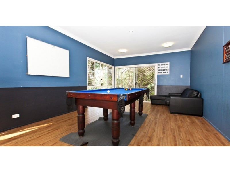 1/129-131 Currumburra Road, Ashmore QLD 4214