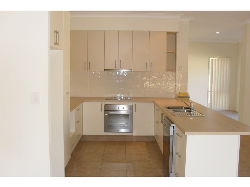 31 Serenade Drive, Coomera Waters QLD 4209