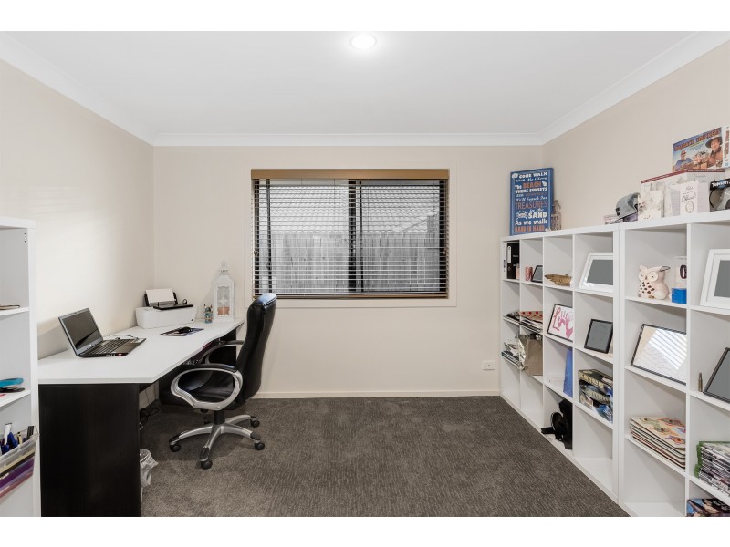 6 Kiamba Street, Upper Coomera QLD 4209