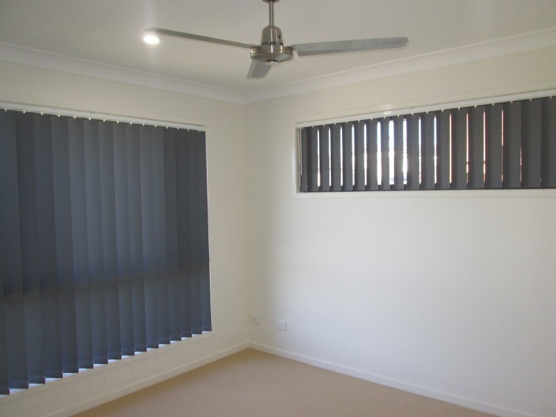 1/22 Hazel Street, Pimpama QLD 4209