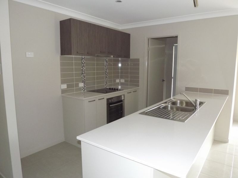 6 Alexa Rise, Upper Coomera QLD 4209