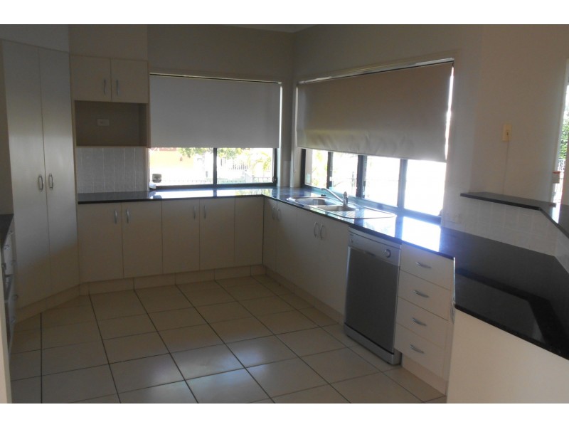 11 Nandina Court, Upper Coomera QLD 4209