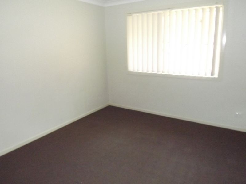 16 Purlingbrook Street, Upper Coomera QLD 4209