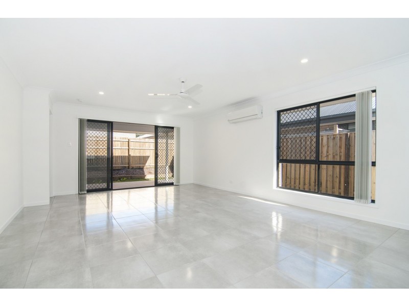 9 Mcwilliam Street, Pimpama QLD 4209