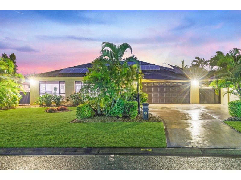 23 John Dalley Drive, Helensvale QLD 4212