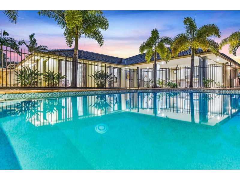 23 John Dalley Drive, Helensvale QLD 4212