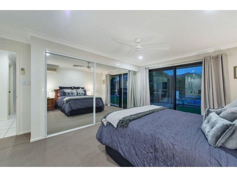 23 John Dalley Drive, Helensvale QLD 4212