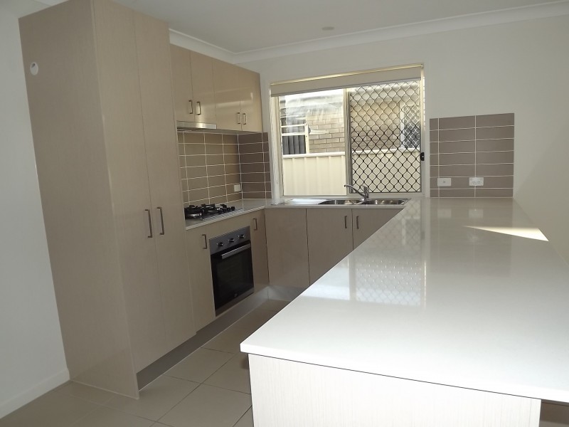 8 Zen Court, Coomera QLD 4209