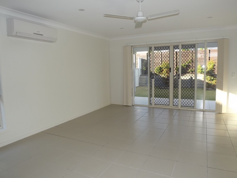 8 Zen Court, Coomera QLD 4209