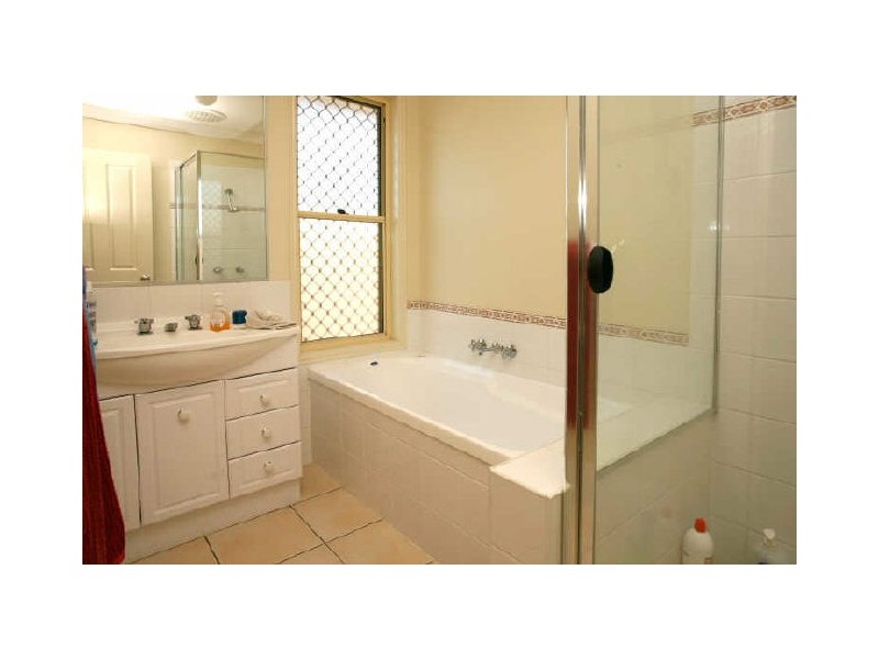 41 Billinghurst Cr, Upper Coomera QLD 4209