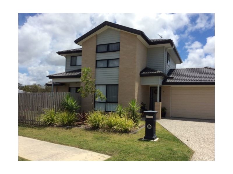 4A Charles Avenue, Pimpama QLD 4209