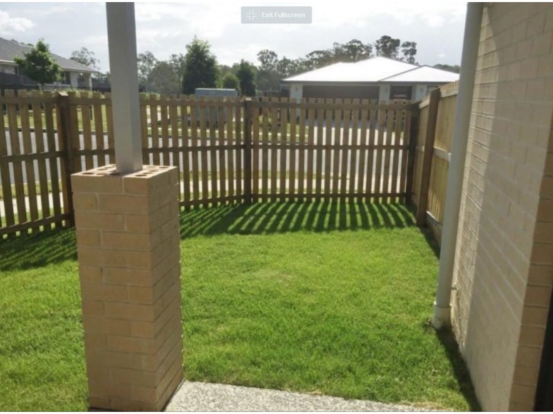 4A Charles Avenue, Pimpama QLD 4209