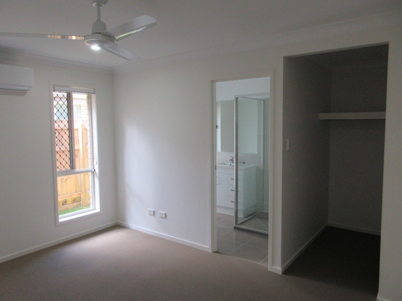 24 Augusta Boulevard, Pimpama QLD 4209