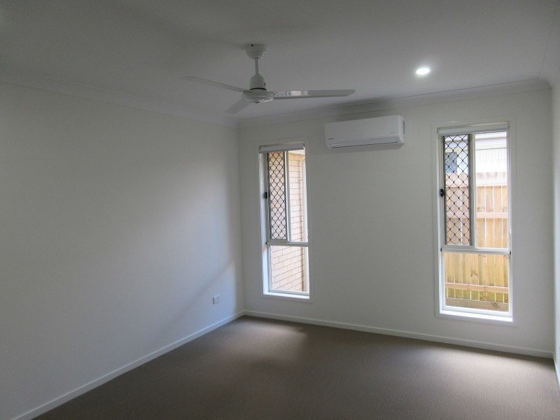 24 Augusta Boulevard, Pimpama QLD 4209
