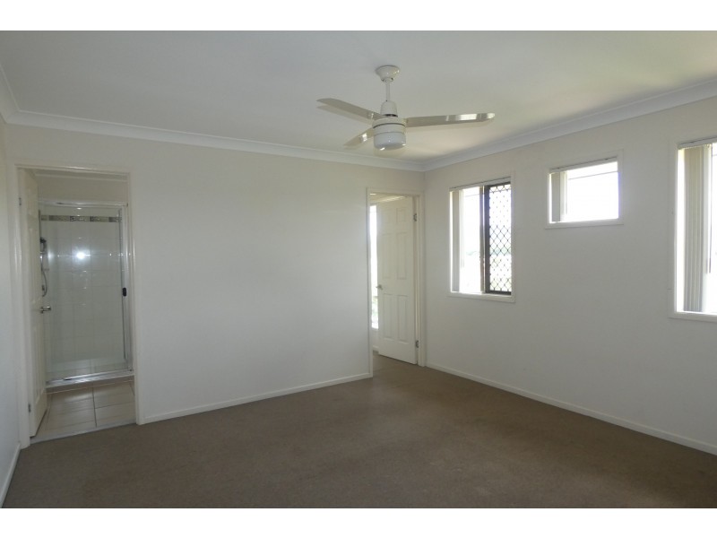 2/12 Bella Boulevard, Pimpama QLD 4209