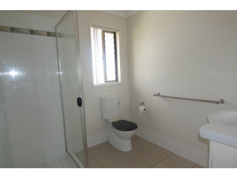 2/12 Bella Boulevard, Pimpama QLD 4209