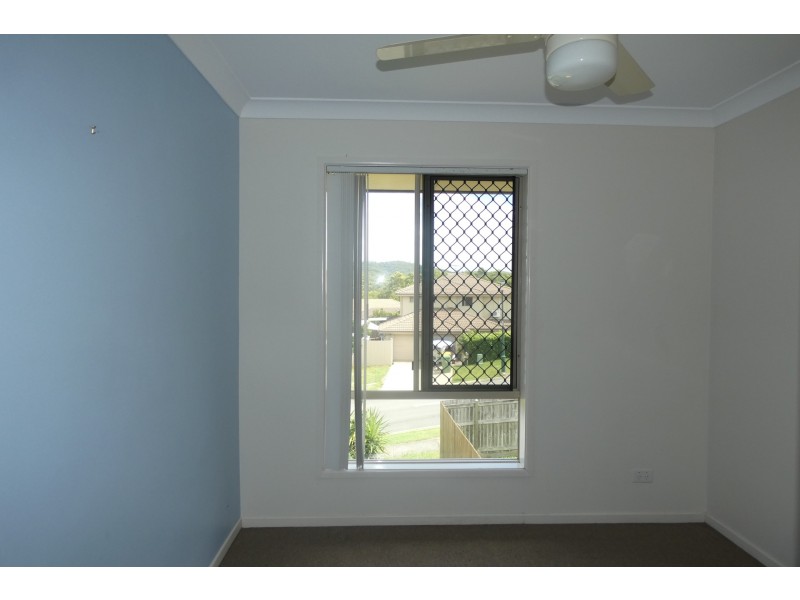 2/12 Bella Boulevard, Pimpama QLD 4209