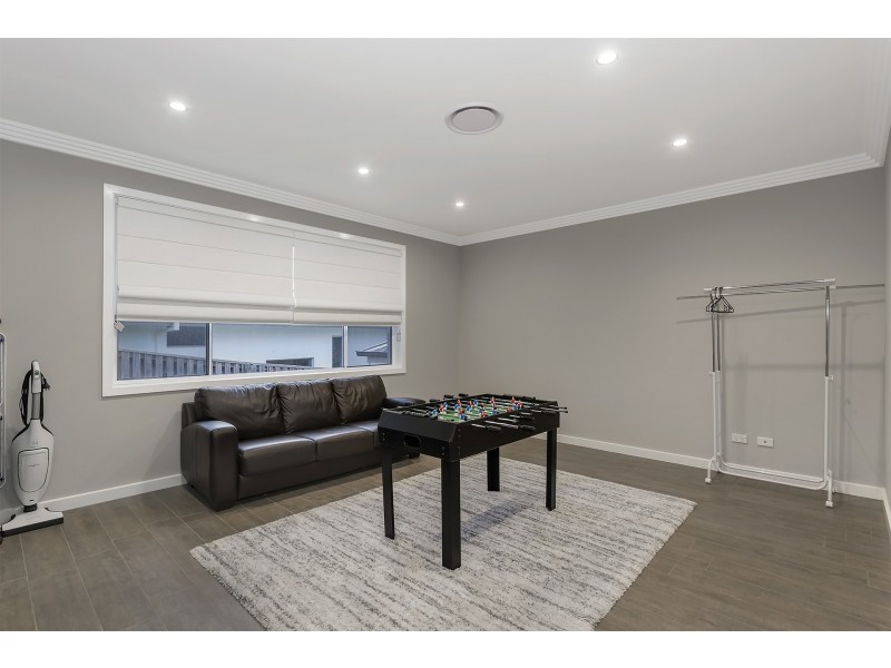 23 Pendragon Drive, Coomera Waters QLD 4209