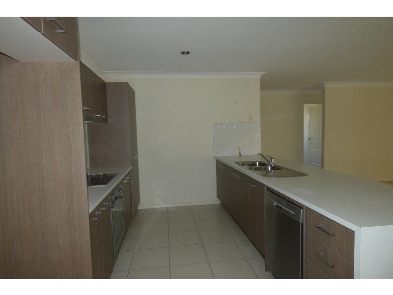 15 Manassa Street, Upper Coomera QLD 4209