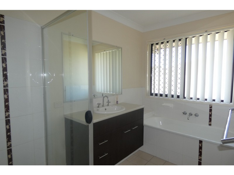 15 Manassa Street, Upper Coomera QLD 4209