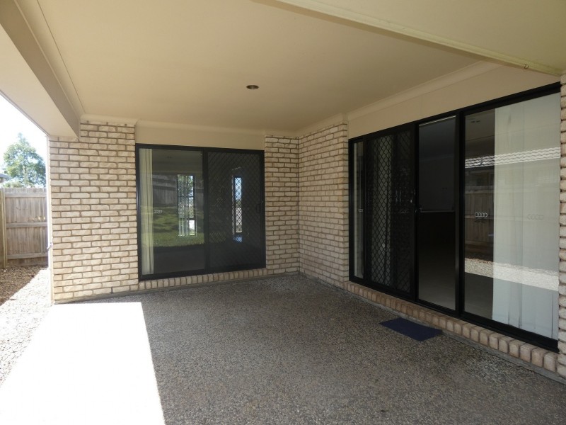 15 Manassa Street, Upper Coomera QLD 4209
