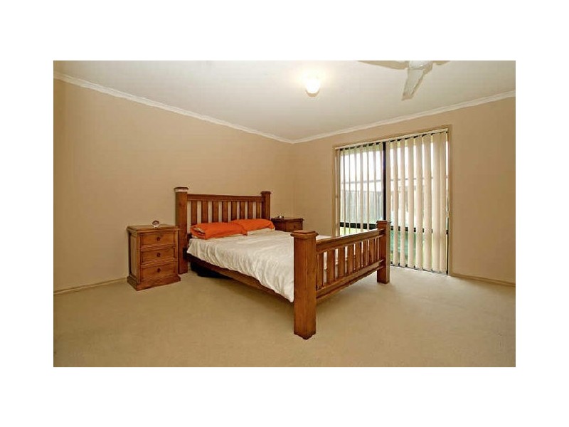 9 Essen Place, Oxenford QLD 4210