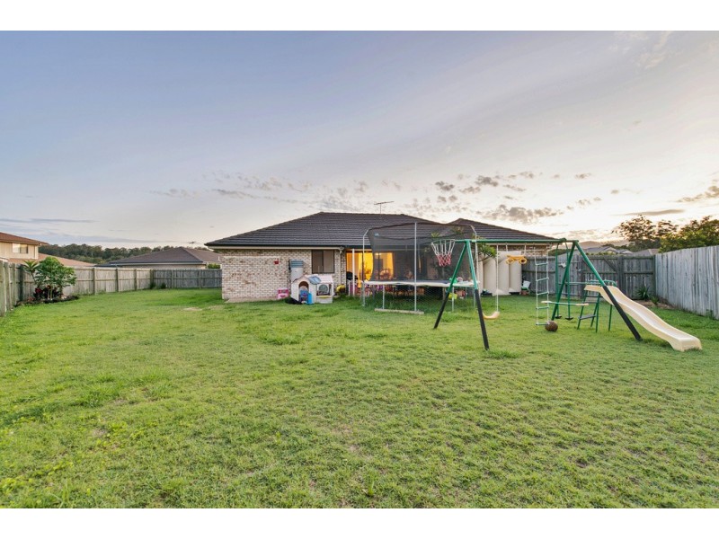 3 Clay Court, Pimpama QLD 4209