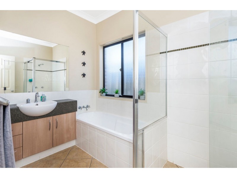 2/15 Stacer Street, Upper Coomera QLD 4209