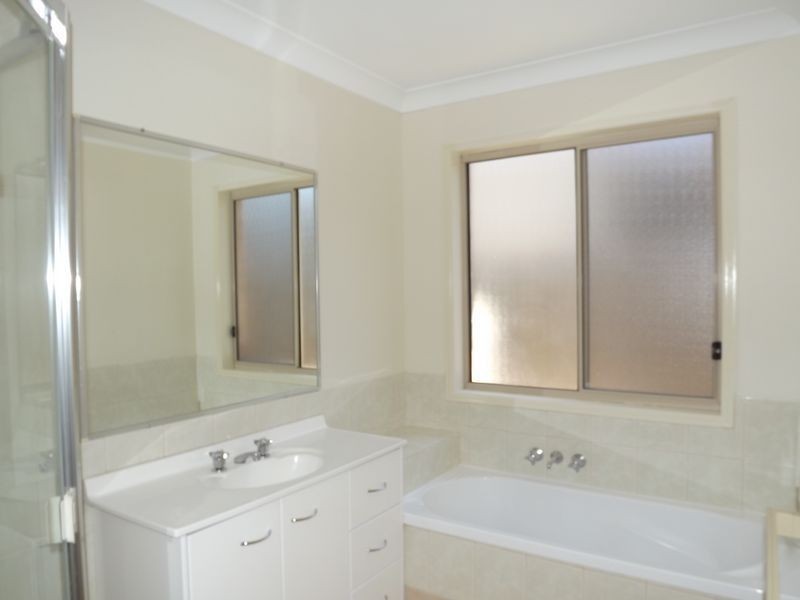 41 Bushgum Crescent, Upper Coomera QLD 4209