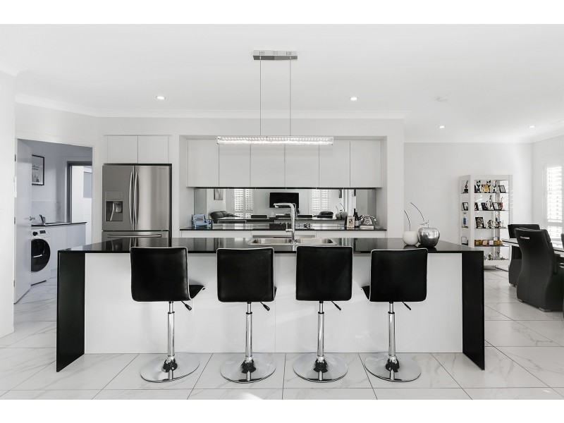 14 Rundle Avenue, Pimpama QLD 4209