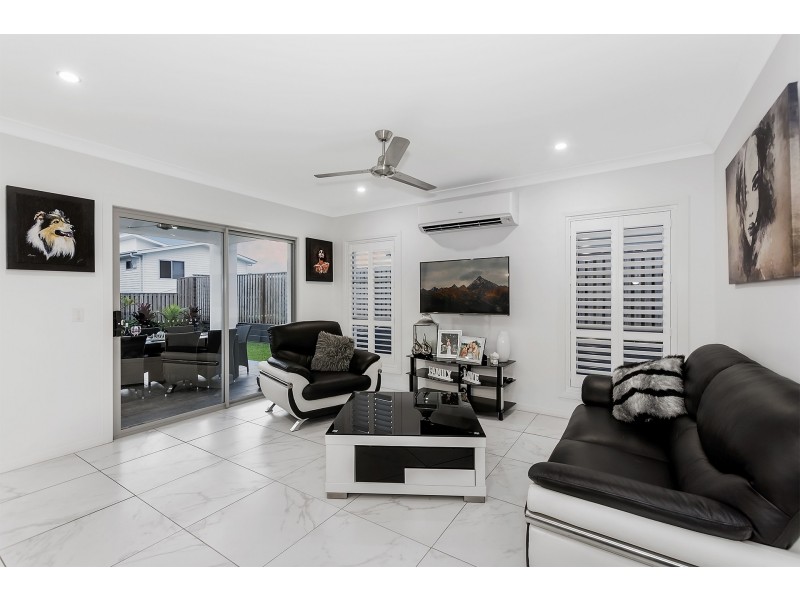 14 Rundle Avenue, Pimpama QLD 4209