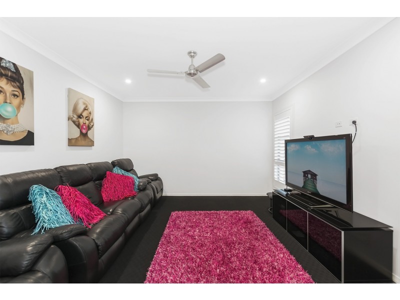 14 Rundle Avenue, Pimpama QLD 4209